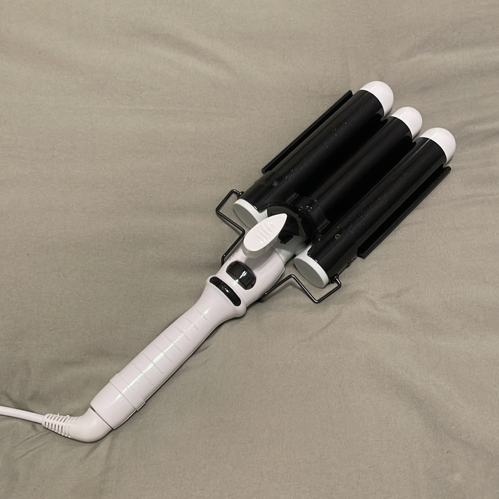 Bondi Boost beach wave curling clamp! 🌊